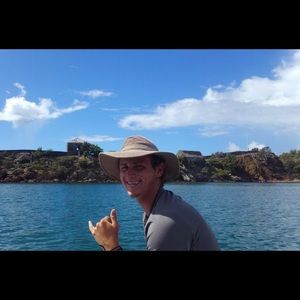 Meet your Posher, Chase